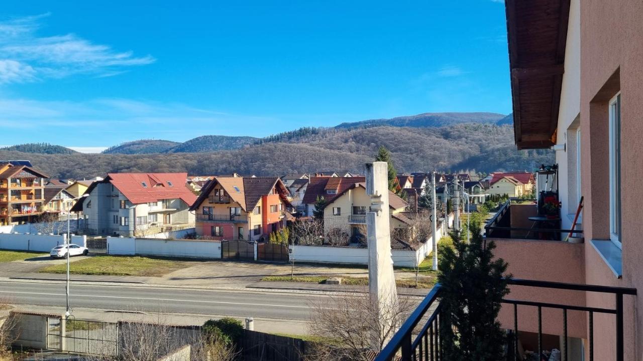 Appartamento Rasnov Loft Esterno foto